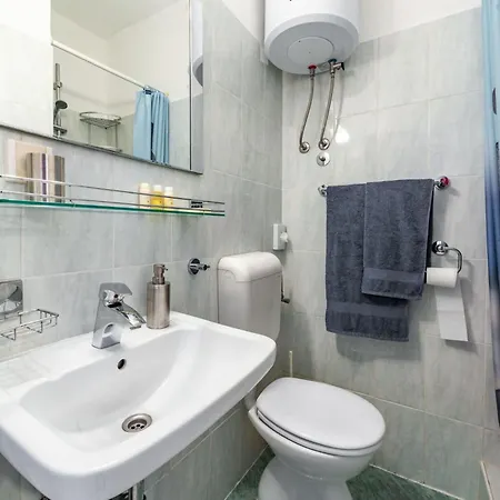 Apartment Ivona Mit Terrasse Und Aussendusche By Interhome Dubrovnik