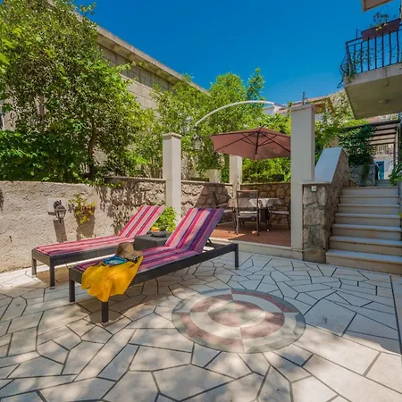 Ivona Mit Terrasse Und Aussendusche By Interhome * Dubrovnik