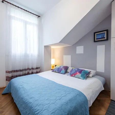 Ivona Mit Terrasse Und Aussendusche By Interhome Lägenhet Dubrovnik