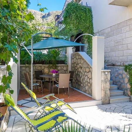 Ivona Mit Terrasse Und Aussendusche By Interhome Daire Dubrovnik