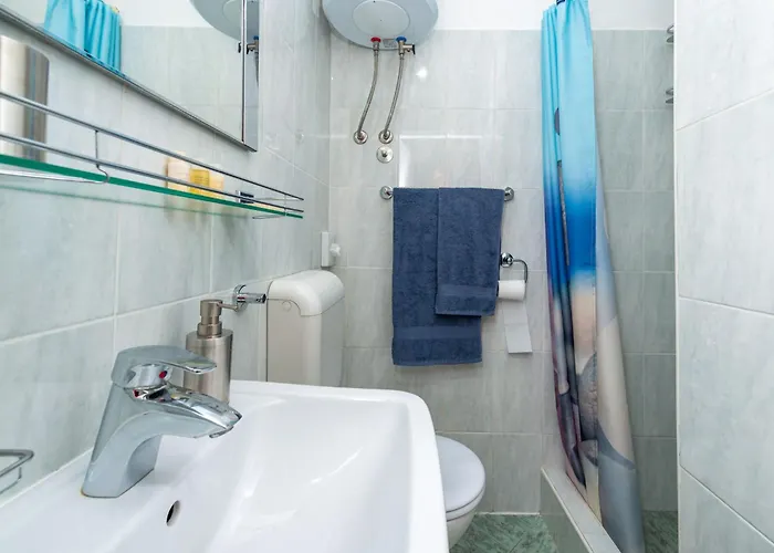 Ivona Mit Terrasse Und Aussendusche By Interhome