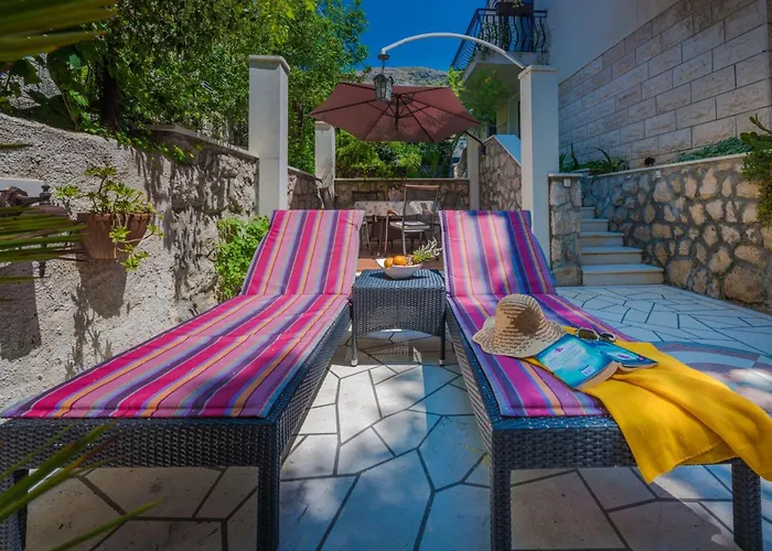 Ivona Mit Terrasse Und Aussendusche By Interhome Apartment